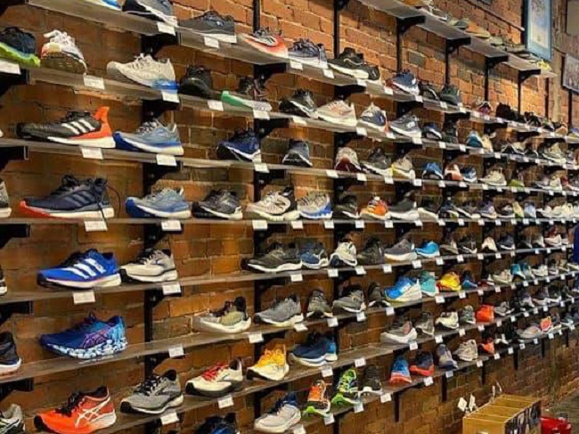 Athletic shoe stores Boston shines repairs near you