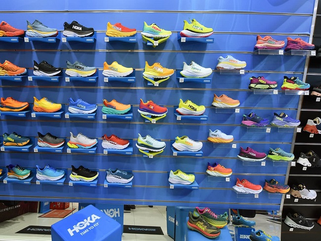 Athletic shoe stores Lisbon shines repairs near you