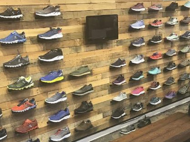 Athletic shoe stores Memphis shines repairs near you