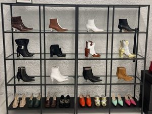 Athletic shoe stores Reykjavik shines repairs near you