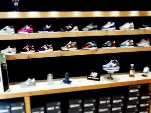 Athletic shoe stores Turin shines repairs near you