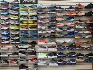 Athletic shoe stores Minneapolis shines repairs near you