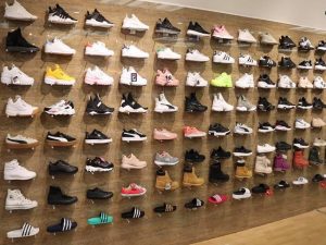 Athletic shoe stores Montreal shines repairs near you