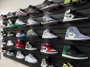 Athletic shoe stores Sacramento shines repairs near you