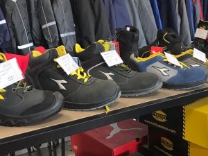 Athletic shoe stores Grand Rapids shines repairs near you